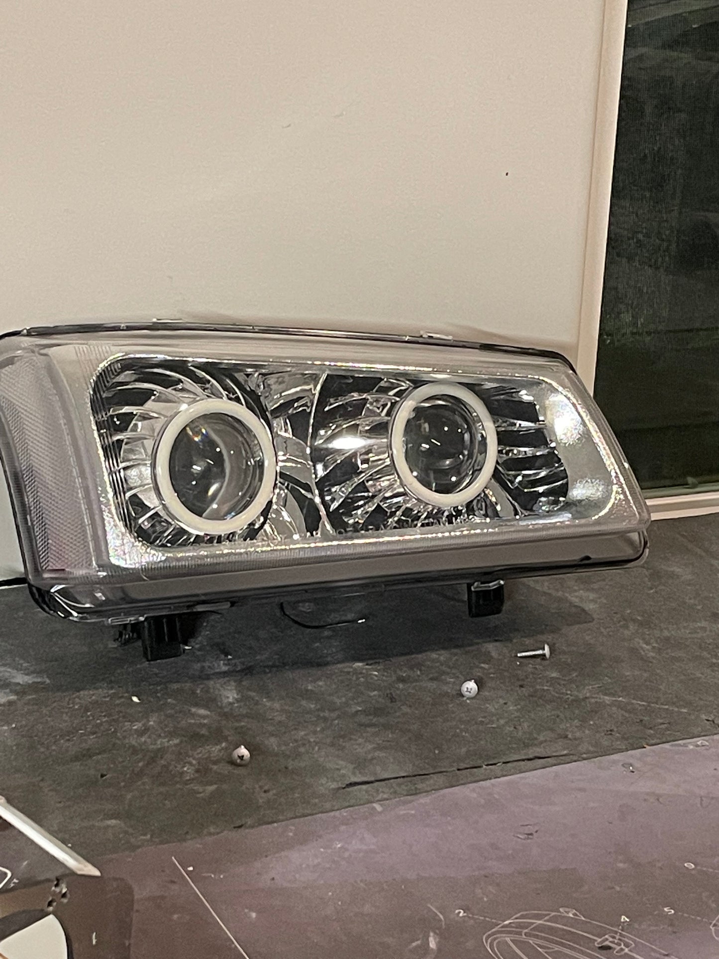 PRE-BUILT 2003-2007 Chevy Silverado Projector headlights