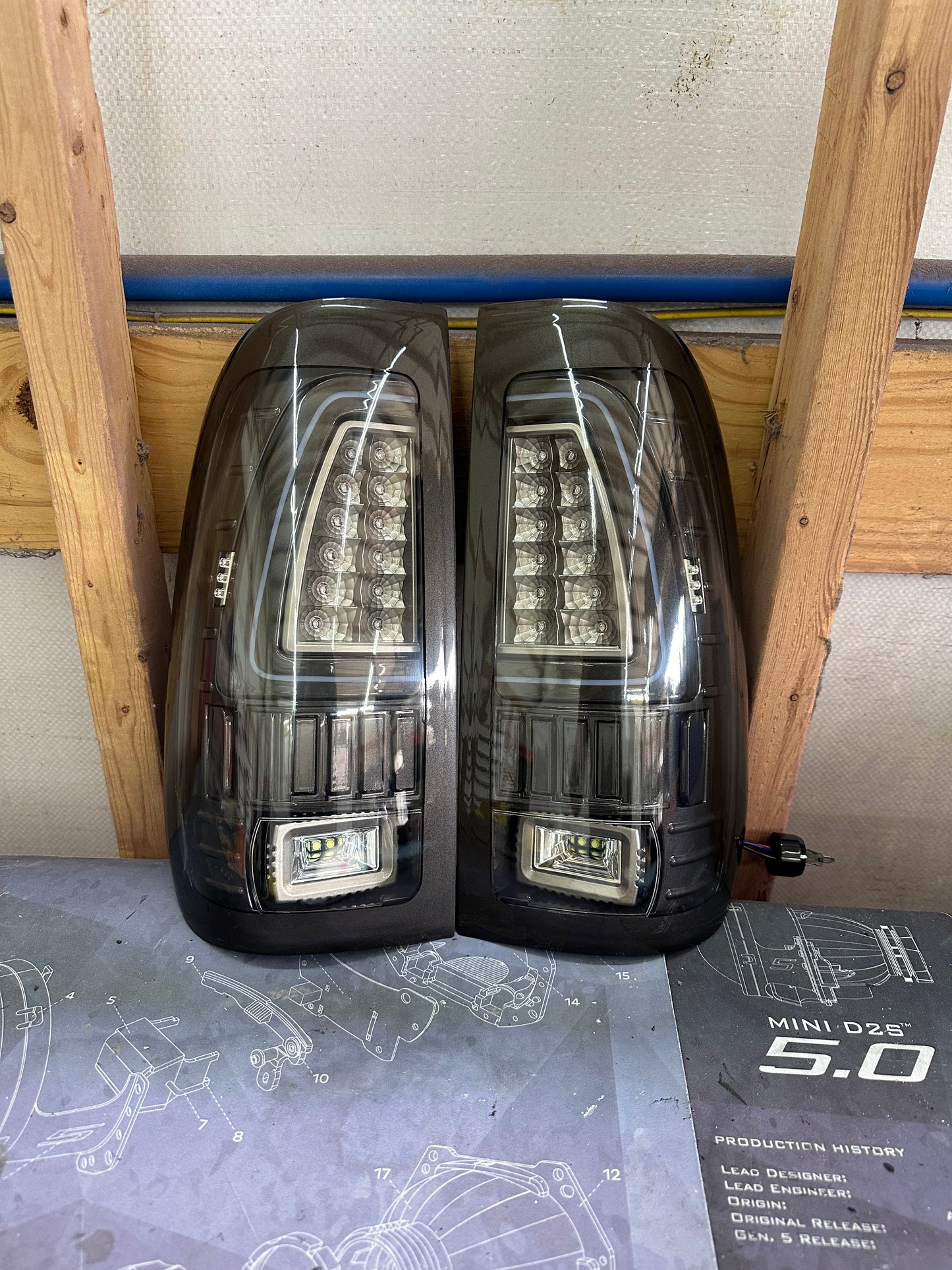 Pre Built 1999-2016 Ford Super Duty C Bar-Style Taillights